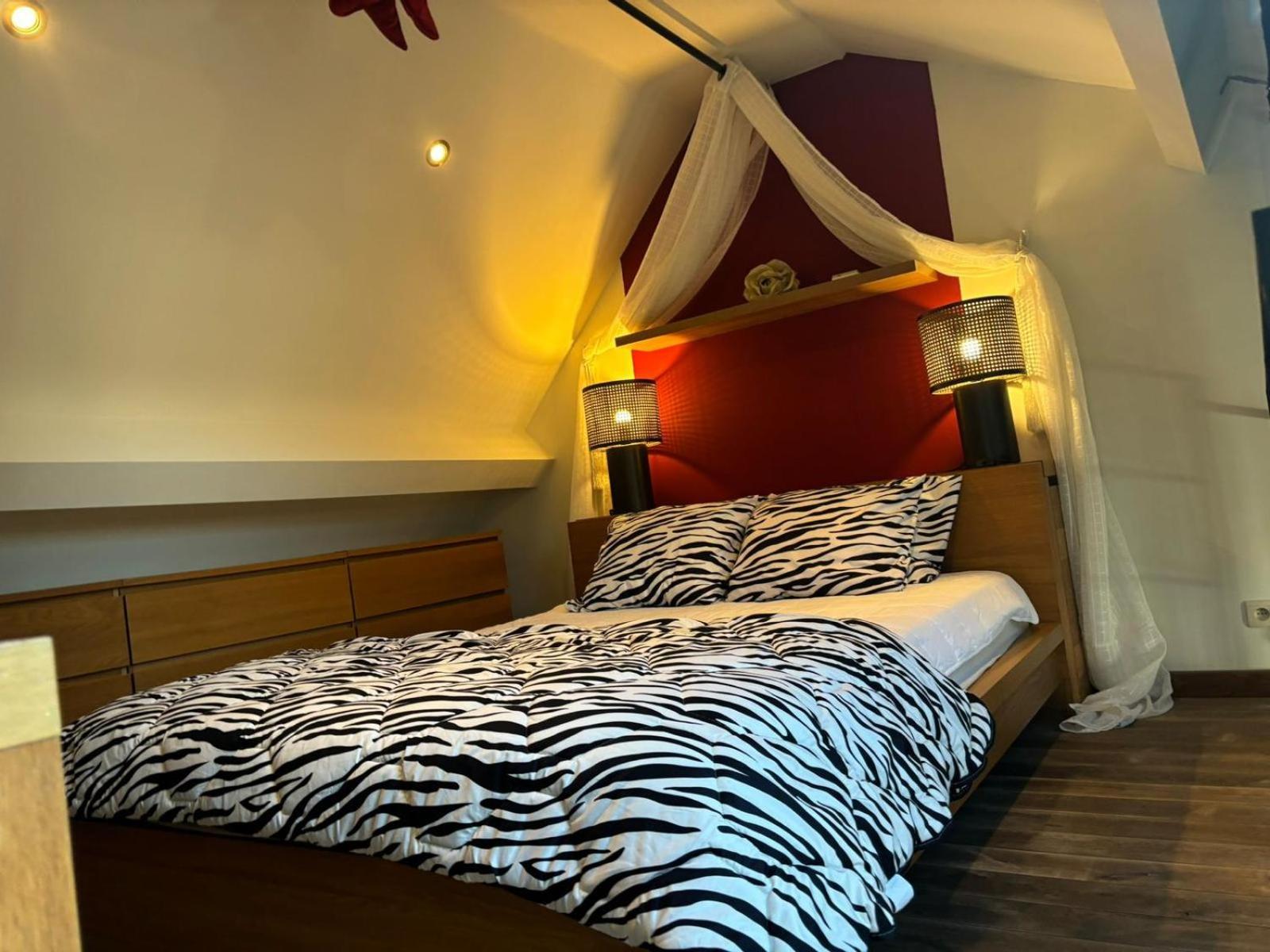 Wellness Loft With Sauna, Jacuzzi, Roof Terrace & Amazing View Apartment Antwerp Luaran gambar